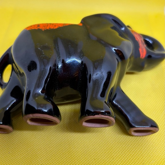 Vintage Evangeline Ceramic Pottery Orange/Brown Drip Elephant Figurine - Picture 2 of 2